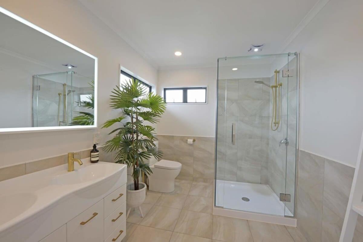 הוילה מאונט מאונגאנוי Escape To High End Comforts On Riverton מראה חיצוני תמונה