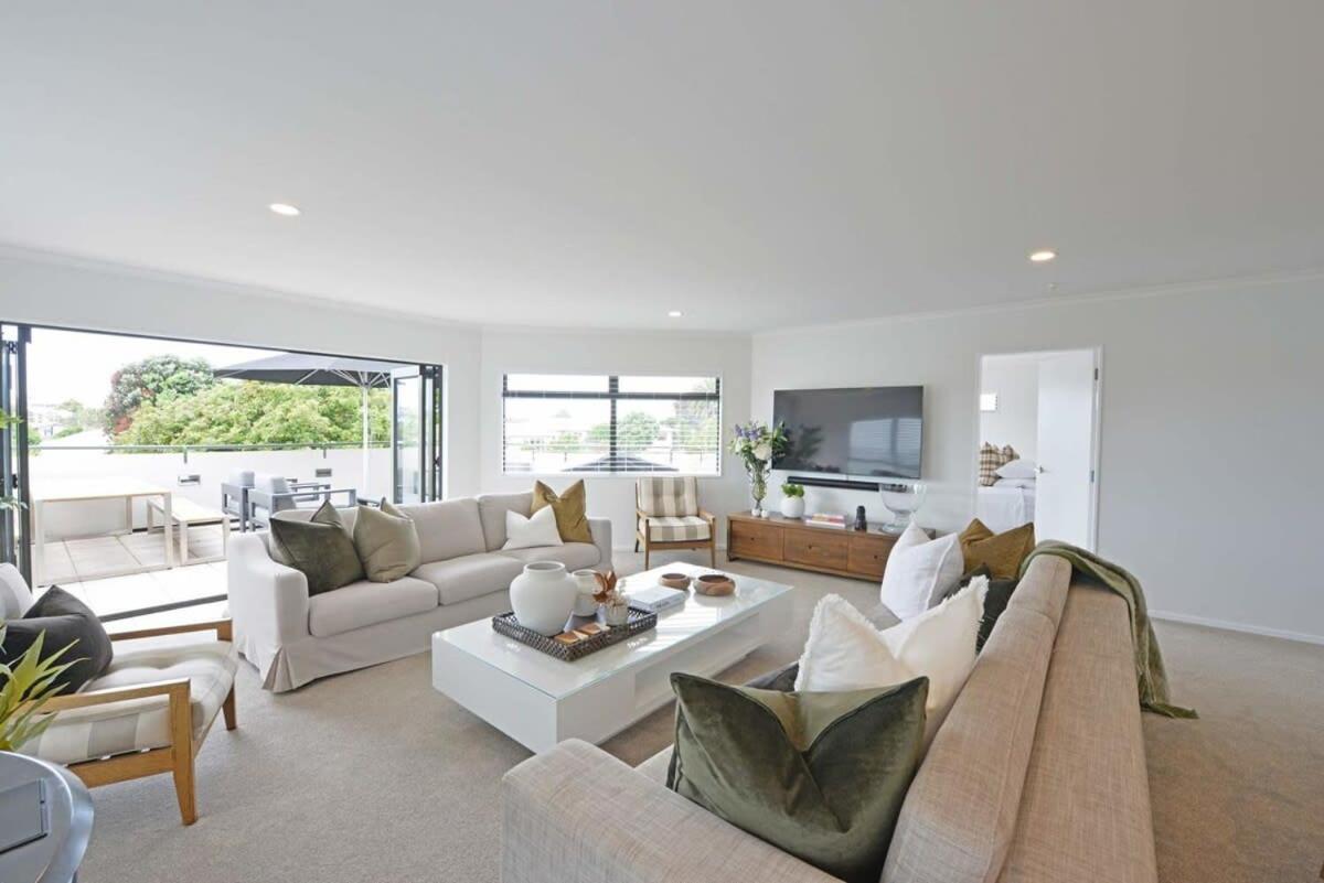 הוילה מאונט מאונגאנוי Escape To High End Comforts On Riverton מראה חיצוני תמונה